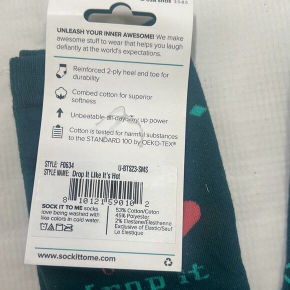 NWT Sock It To Me Mens Green Red Drop It Like It's Hot Knee-High Socks - Picture 2 of 4